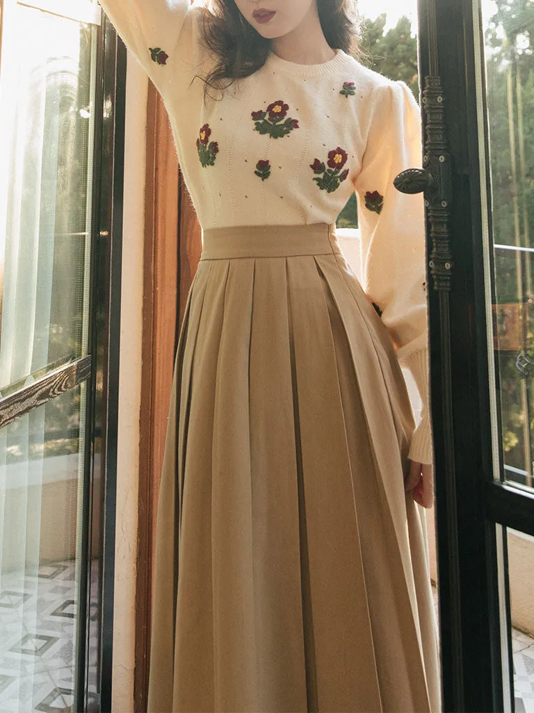 2PS White Embroidered Flower Sweater And Pleats Swing Skirt