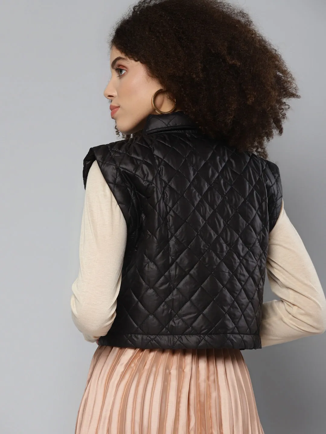 Black Sleeveless Quilted Crop Jacket