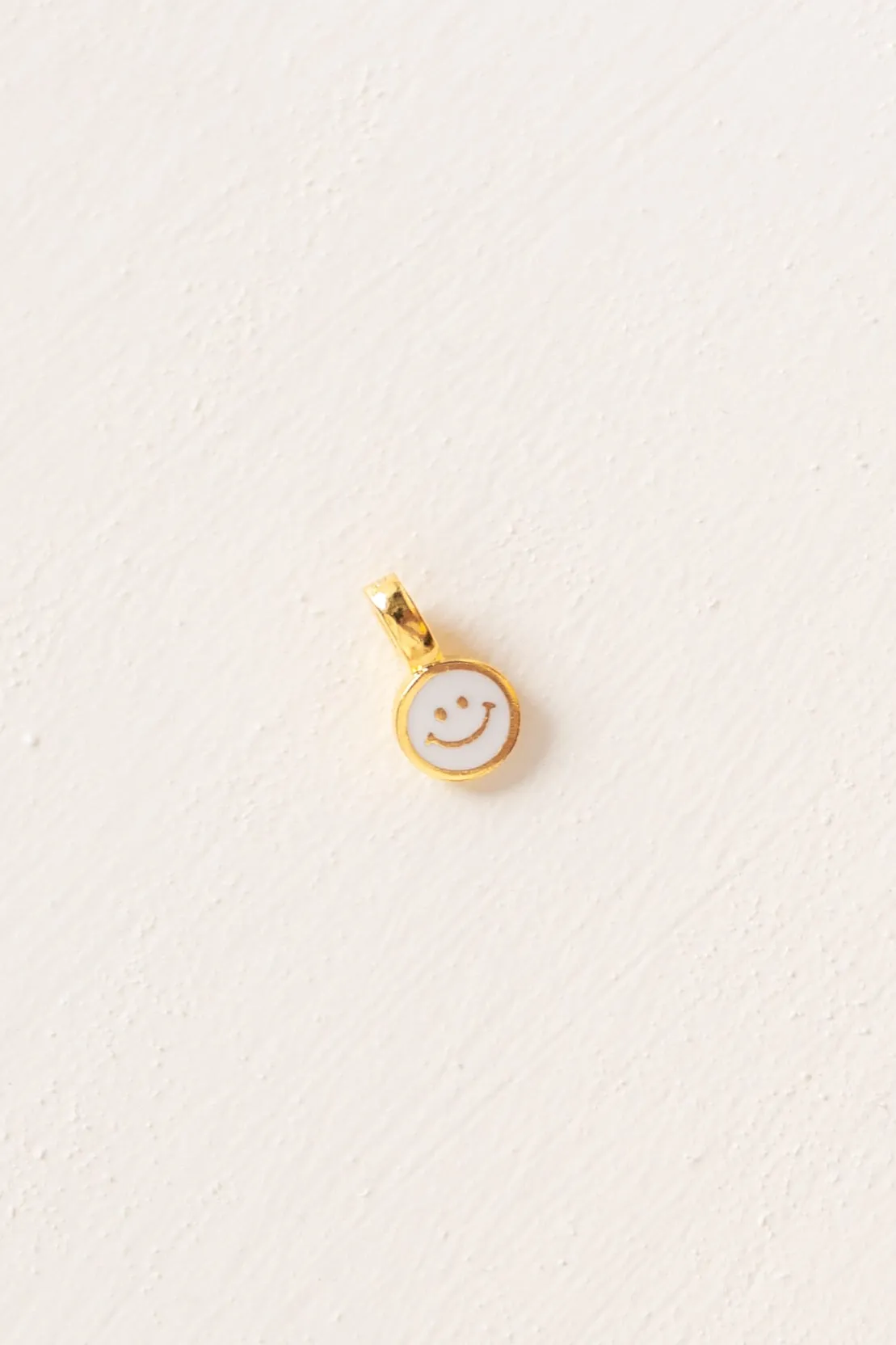 Cove Smiley Clip On Charm