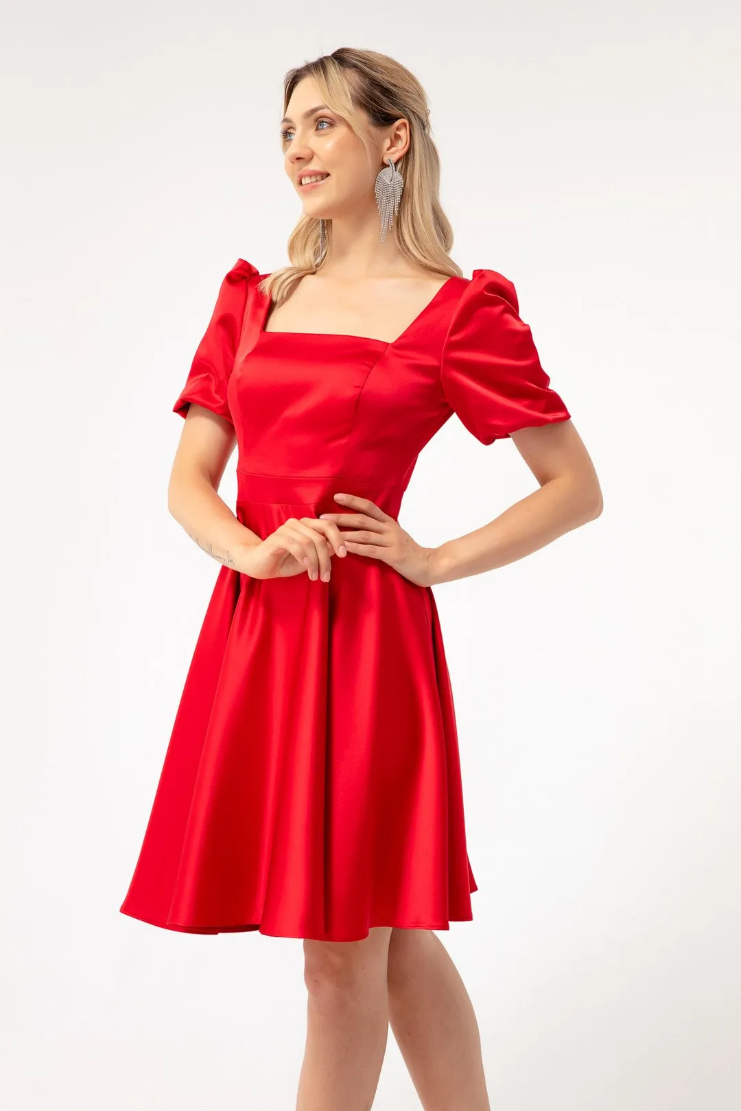 Female Balloon Sleeve Clash Cut Mini Satin Evening Dress