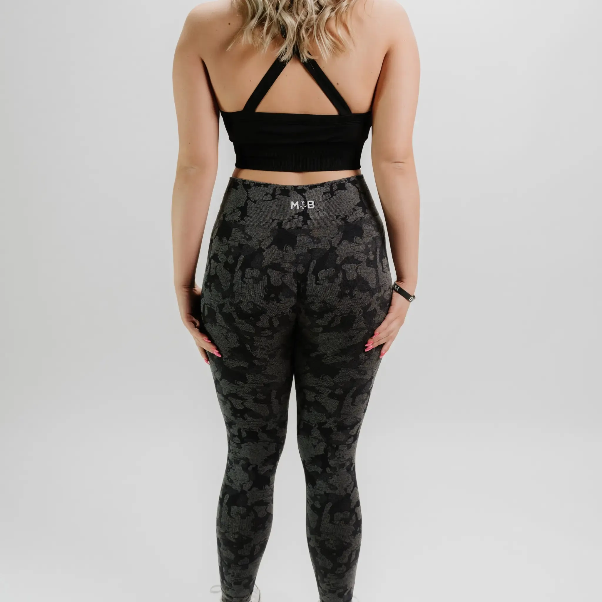 SYNERGY SCRUNCH CAMO LEGGINGS