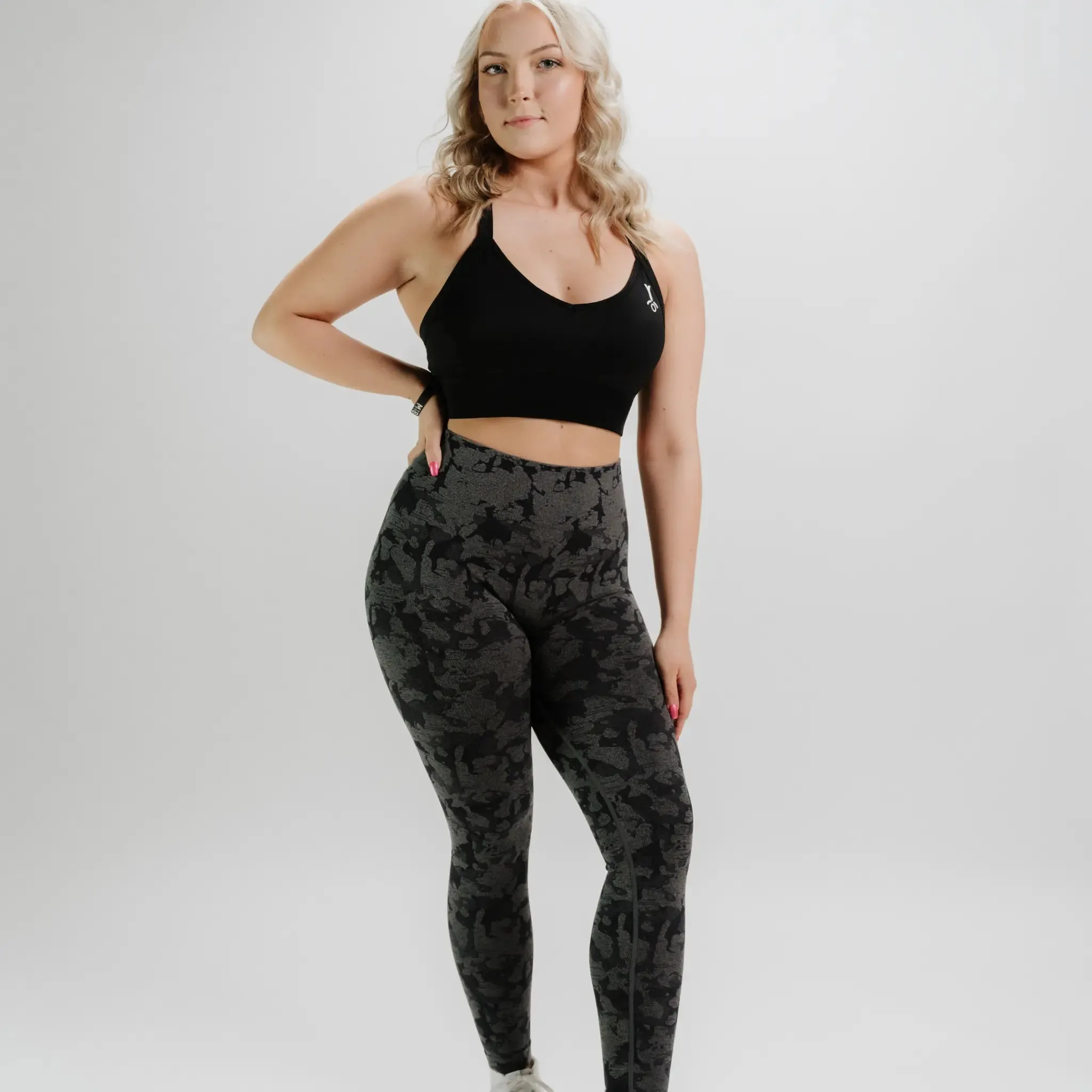 SYNERGY SCRUNCH CAMO LEGGINGS