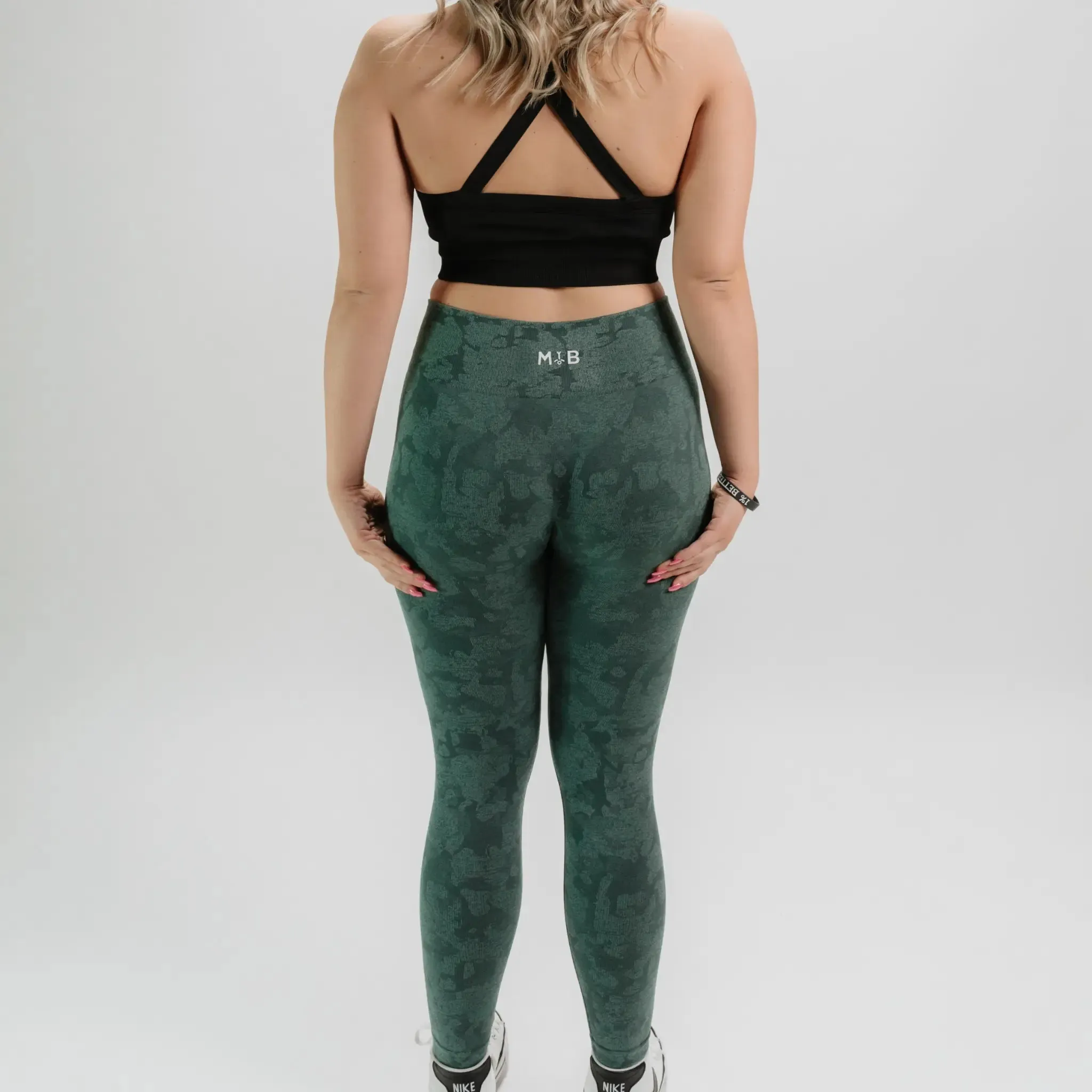 SYNERGY SCRUNCH CAMO LEGGINGS